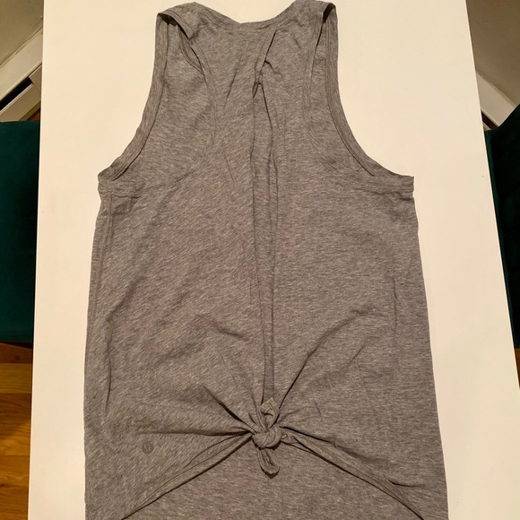 lululemon athletica Tops - Lululemon all tied up tank